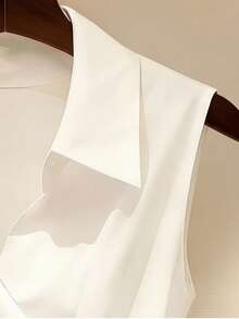 Franclia 夏季经典通勤日常穿着小翻领+慵懒V领侧系腰带无袖衬衫 - 白色 - 查看 5