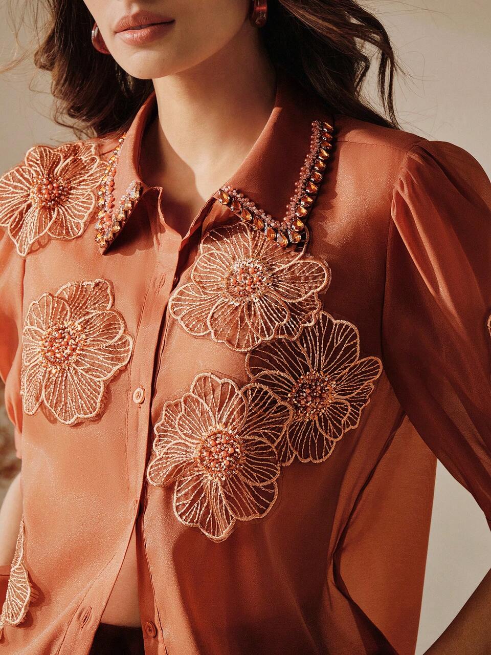 Anewsta Women's Elegant Design Collar Pearl Chain Handmade Rhinestone 3D Floral Decor Blouse, Spring/Summer Party Gold