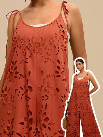 Travachic Bộ áo liền quần cỡ lớn, màu trơn, không tay, dây mảnh, thắt nơ phía trước, khoét lỗ, dáng rộng.