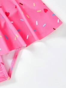 SHEIN 2件套女童甜甜圈印花蝴蝶结装饰吊带泳衣套装，可爱幼儿女童比基尼套装，甜美甜甜圈印花蝴蝶结上衣搭配粉色分层泳裤，适合小朋友的沙滩装 - 粉色 - 查看 5