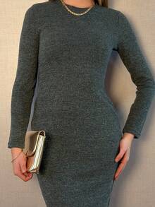 1件女士纯色圆领长袖修身流苏下摆连衣裙，简约设计长款晚礼服 - 墨綠色 - 查看 3