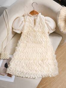 SHEIN Elladie kids 一件女童香槟色花瓣袖荷叶边雪纺公主裙，可爱大蝴蝶结A字型正式礼服，优雅度假装，适合生日派对、钢琴演奏会等场合 - 杏色 - 查看 2