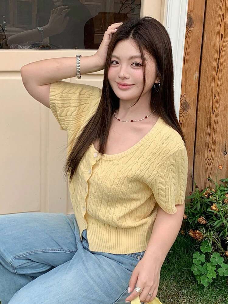 Dazy Plus Plus Size Women's Yellow Braided Knit Short Sleeve Top, Spring/Summer