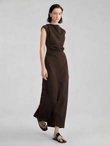 Ontre 2026 New Spring/Summer Women's Coffee-Colored Woven Fabric Fitted Sleeveless Pleated Dress, Minimalist Fashion Commuter Wear For Valentine's Day & Wedding Season - Brown - View 2