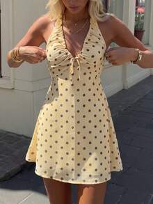 SHEIN PETITE 女士春夏新款波点露背系带胸部设计抽绳蝴蝶结腰部A字优雅浪漫公主风可爱性感时尚连衣裙半身裙 - 鵝黃色 - 查看 3