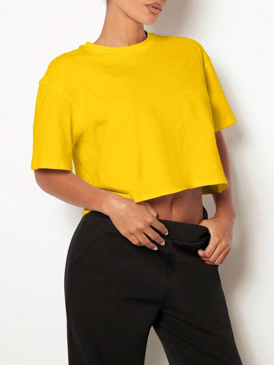 SHEIN BASICS 女款素色圓領休閒百搭日常穿著T恤,夏季上衣夏季服飾 - 芥末黃 - 查看 1