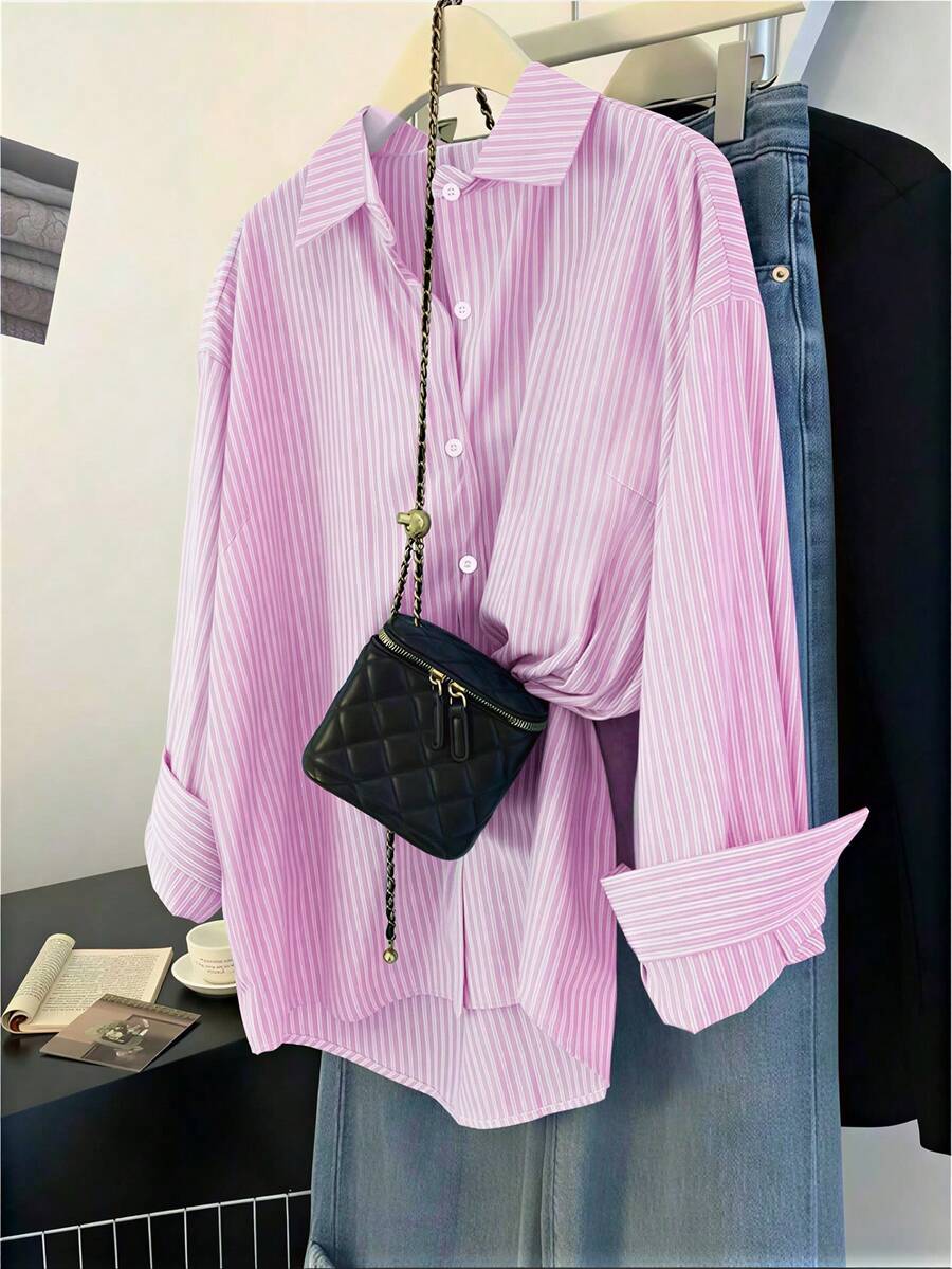 Camisa de vacaciones a rayas de dopamina rosa para mujer de talla grande - Multicolor - Ver 1