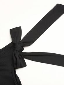 SHEIN Girlism 少女黑色針織不對稱單肩抓皺腰金屬鈕扣裝飾極簡優雅休閒修身貼身洋裝 - 黑色 - 查看 6
