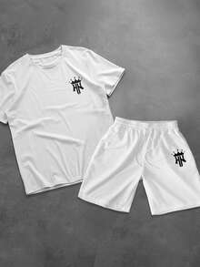 Manfinity Homme Bộ 2 món áo thun ngắn tay in họa tiết dành cho nam, gồm áo và quần short, thích hợp cho mùa hè. - trắng - Xem 2