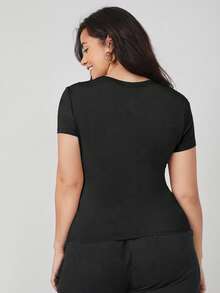SHEIN BASICS 大码女式纯色圆领休闲百搭日常短袖T恤 - 黑色 - 查看 3