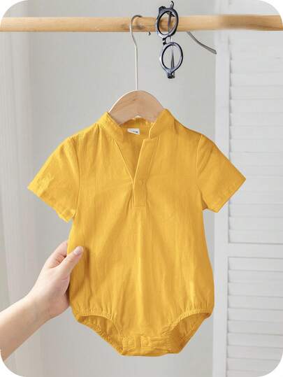 SHEIN Baby Boy/Girl Casual Daily Wear Mandarin Collar Snap-Up Romper, Suitable For Spring & Summer Indoor/Outdoor