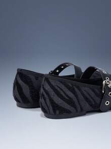 CUCCOO GRLICON 女士斑马纹搭扣设计休闲套脚乐福鞋 - 彩色 - 查看 4