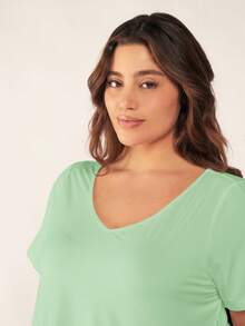 SHEIN BASICS 大码女式纯色休闲百搭日常T恤 - 綠色 - 查看 5