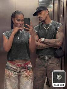 Manfinity EMRG Áo thun nam trơn màu đính đá, kiểu dáng thường ngày đa năng. - màu đen - Xem 2