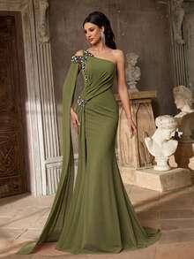 Aureia Elegant Gray-Green Elastic Knit Strapless Asymmetric Ruffle Chiffon Maxi Dress, Flattering Asymmetrical Split Design, Suitable For Weddings, Parties, And Formal Occasions - Grass Green - View 6