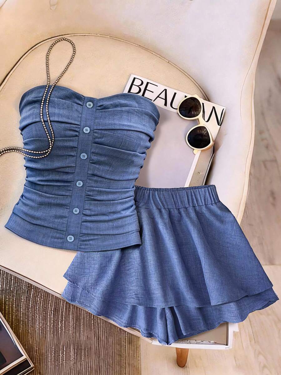 SHEIN LUNE 2pcs Set Atasan dan Rok Tanpa Tali Elegan untuk Wanita, Atasan Camisole Motif Kancing Mirip Denim Warna Biru Muda, Rok Pendek dengan Hiasan Ruffle di Bagian Bawah, Cocok untuk Liburan Musim Panas yang Chic - Biru - View 1