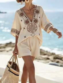Women's Fashion Vacation Vibe V-Neck Printed Loose 3/4 Sleeve Top And Casual Shorts 2 Piece Set - Multicolor - View 1