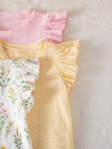 SHEIN Vintaside Kids Bộ 3 món cho bé gái tuổi teen: Áo tank top dệt kim dễ thương và thoải mái, áo kiểu tay ngắn cổ tròn với thiết kế viền bèo nhún. - Nhiều màu - Xem 7