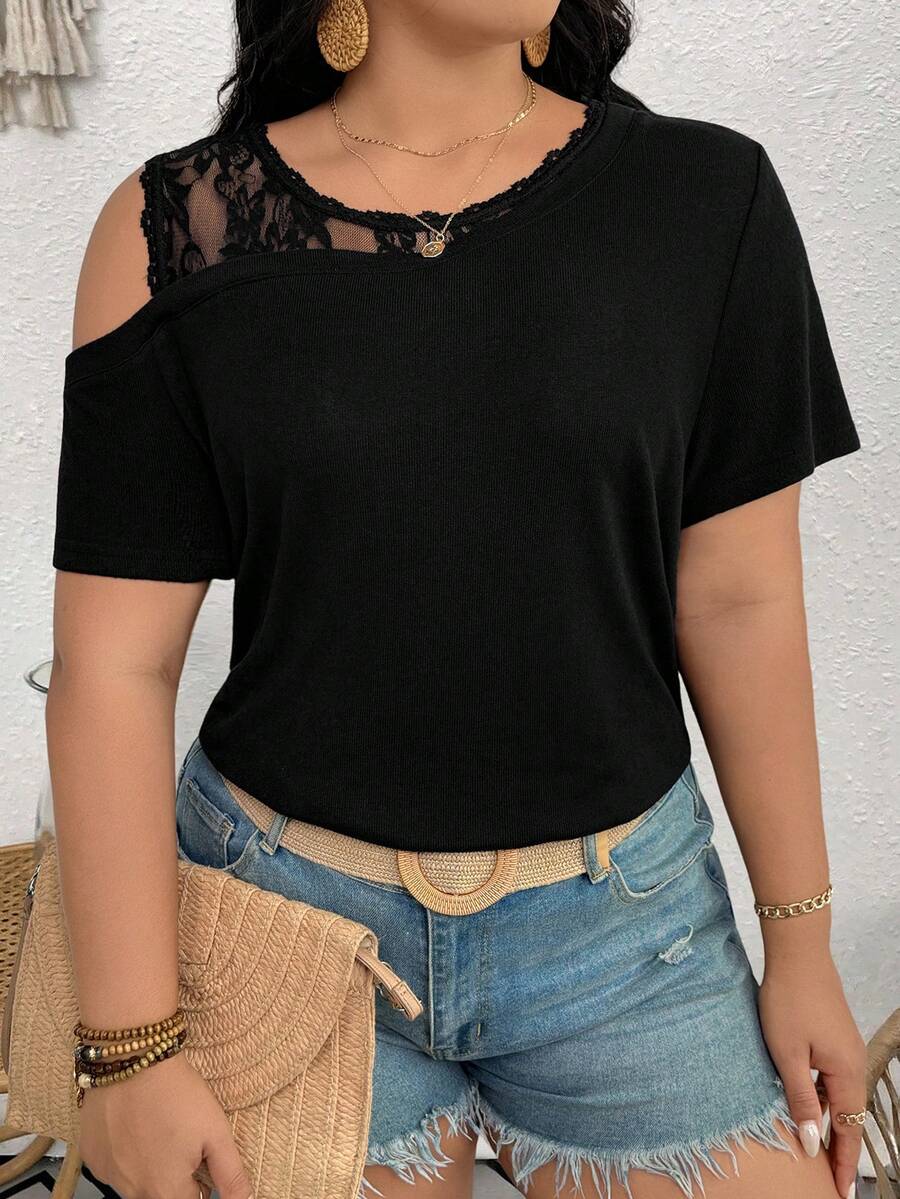 SHEIN LUNE CURVE Damen Große Größen Einfarbiges T-Shirt mit Kontrast-Spitze, Ausschnitt an den Schultern und Kurzarm, modisch - Schwarz - Übersicht 1