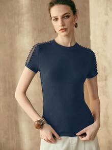 Arave Camiseta de manga corta casual, de fiesta, de cita o de vacaciones para mujer, con cuello redondo, parches, malla calada y ajustada - Azul - Ver 4