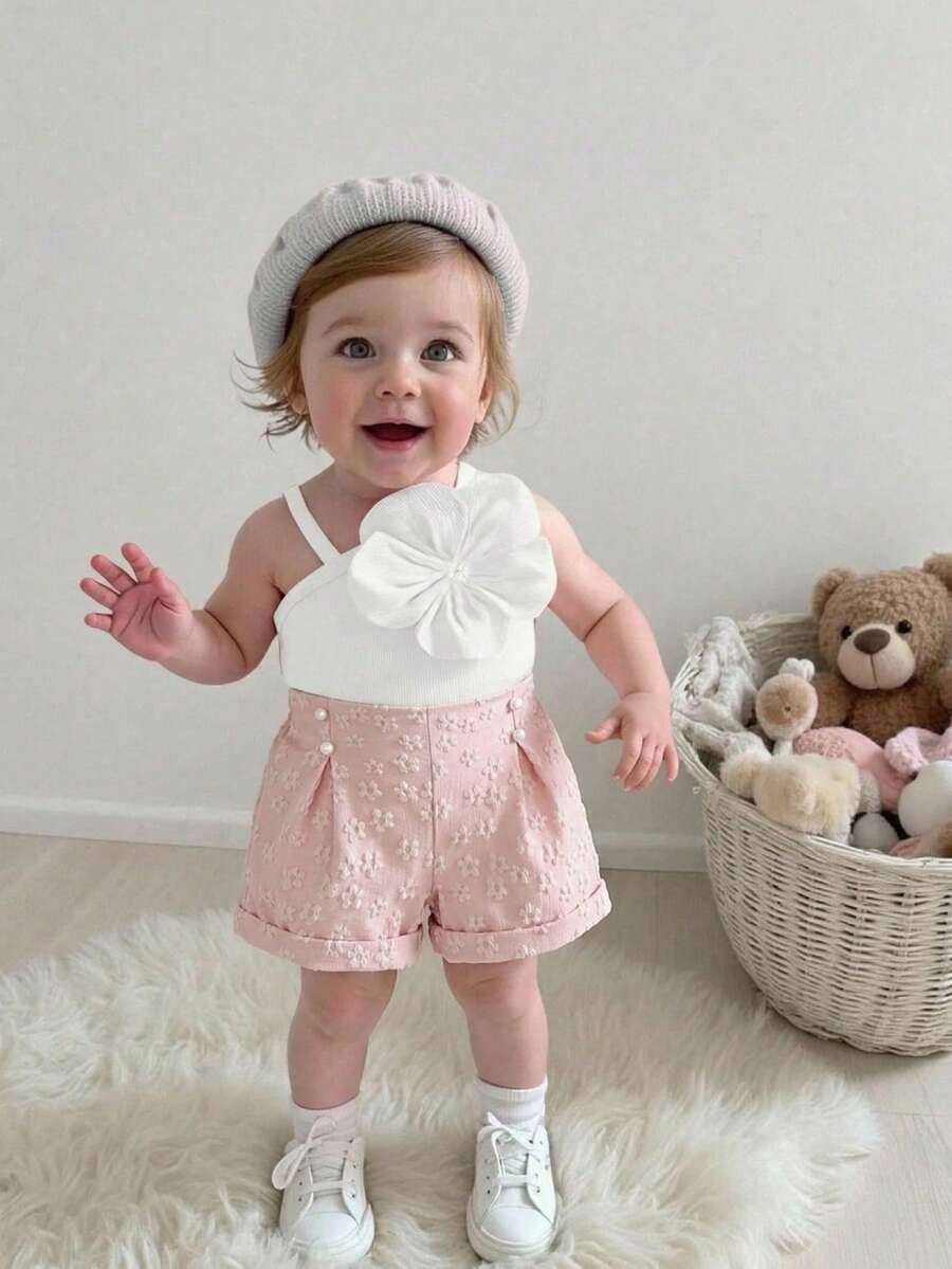 Souflis Souflis 女嬰粉色與白色夏季優雅甜美羅紋不對稱肩帶花朵珠飾上衣 & 粉色短褲 2件套 2歲生日街拍套裝 - 粉色 - 查看 1