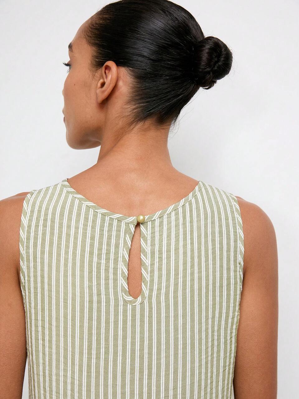 SHEIN Maija Women's White Sequin Stripe Sleeveless Casual Vacation Dress Summer Boho Elegant Striped Maxi Outfits For Wedding Party Graduation Beach