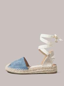 Styleloop Một món đồ không thể thiếu cho thời trang nữ phóng khoáng, thoải mái và giản dị, giày bệt nữ với quai bằng da lộn có thể điều chỉnh và đế dày giúp tăng chiều cao. - Màu xanh đậm - Xem 2