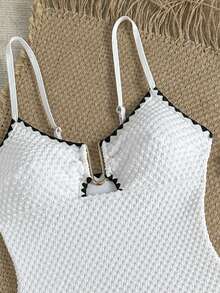Swim Lushoire Traje de baño de una pieza ajustado, sexy, con escote en U, tirantes finos, textura especial, cuentas blancas y espalda hueca, para vacaciones de verano en la playa de las mujeres, 2026 nuevo - Blanco - Ver 3