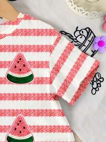 SHEIN Playful Pals 女童休闲提花针织条纹T恤西瓜印花套装，搭配同款修身短裤，两件套，适合夏季上学、居家、户外活动，可爱夏日装扮，韩版风格 - 彩色 - 查看 6