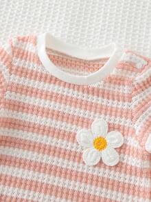 Cozy Pixies Bộ đồ sơ sinh dễ thương gồm áo thun ngắn tay kẻ sọc phối màu và quần short cạp chun. - Hồng - Xem 6