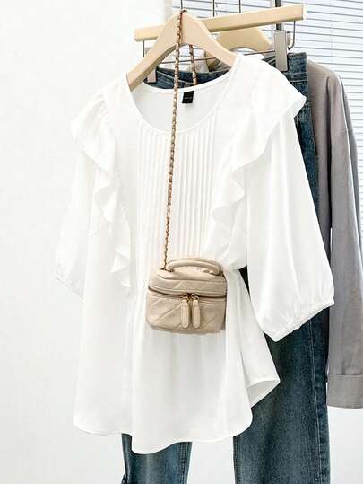 SHEIN CURVE+ 休闲褶皱装饰加大码白色衬衫，适合春、夏、秋季穿着。
