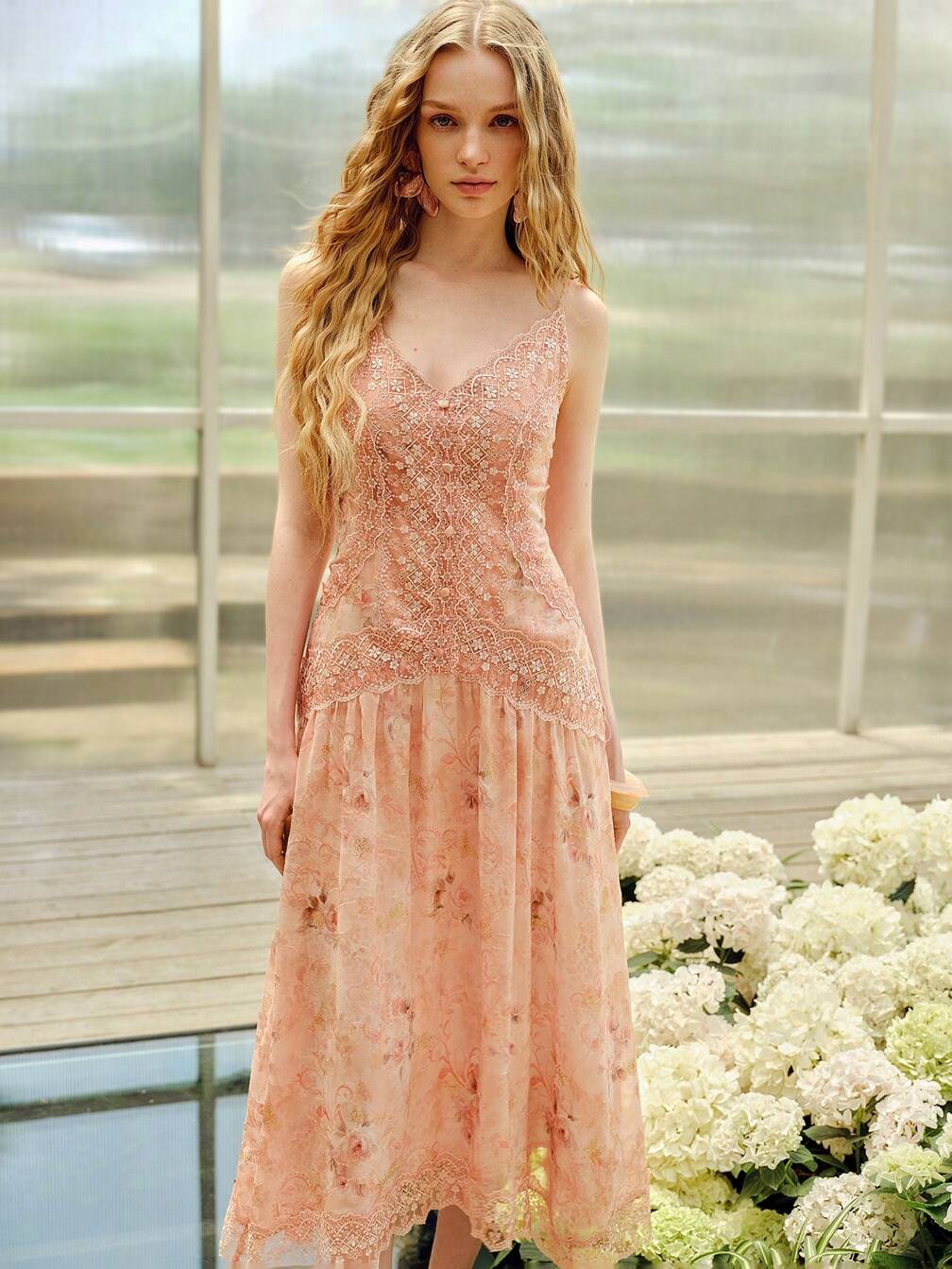 contrast lace floral print dress Contrast Lace Detailed Floral Dress