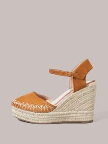 Styleloop Ladies Slope Heel Thick Solid Round Toe Woven Beach Vacation Fisherman Sandals - Brown - View 3