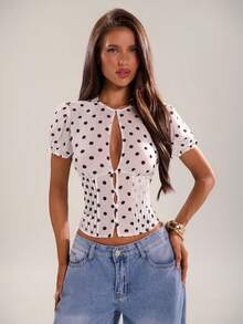 SHEIN BAE 女士波点图案短款花瓣袖单排扣衬衫 - 白色 - 查看 4