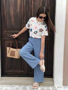 SHEIN 2pcs/Set Girls Floral All-Over Print T-Shirt And High Waist Textured Wide Leg Pants Set - Blue - View 9