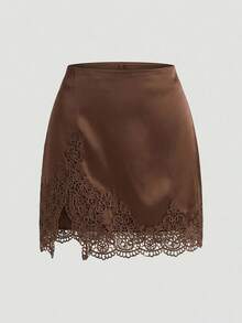 SHEIN Clasi 大码女式纯色撞色蕾丝侧开衩下摆时尚半身裙 - 駝色 - 查看 11