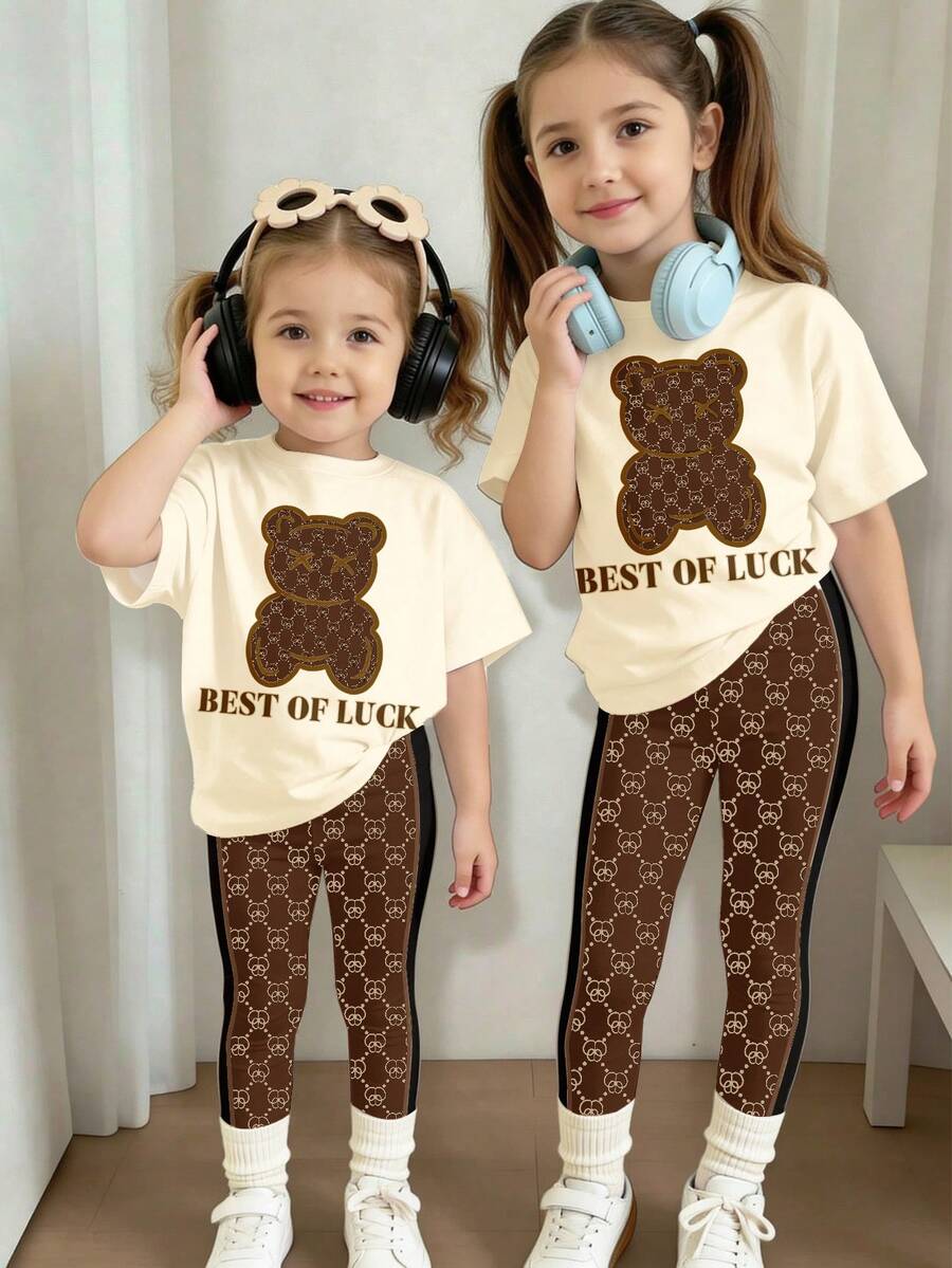 Bộ đồ 2 mảnh áo tay ngắn và quần ngắn dáng rộng thoải mái cho bé gái, họa tiết hình học retro dễ thương, phong cách thập niên 2000, kiểu Hàn Quốc, mùa thu, lễ hội trường, mùa đông, phong cách grunge, kẻ sọc, dễ chịu, trẻ em sành điệu, phong cách hippie, lễ hội âm nhạc, BM, phong cách vintage Mỹ ngọt ngào, dạo phố, phong cách đường phố, thể thao thường ngày trong khuôn viên trường, dã ngoại ngoài trời, đi chơi, phong cách đường phố, trường học, thư giãn. - Nhiều màu - Xem 1