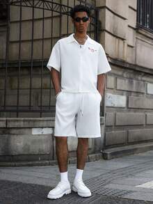 PAVTROS Bộ áo sơ mi và quần short nam kiểu dáng thường ngày, thêu chữ. - trắng - Xem 6