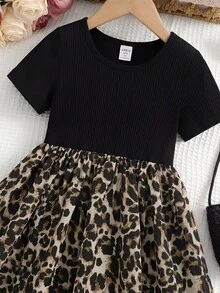Emery Rose Kids Emery Rose Kids 女童针织背心碎花拼接连衣裙，休闲穿着，春夏度假装扮；女童豹纹连衣裙；豹纹印花连衣裙；幼儿少女连衣裙；女童夏季服装；儿童豹纹印花；女童豹纹吊带连衣裙，夏季服装；女童豹纹服装；儿童夏季服装；女童派对礼服；儿童连衣裙；迷人儿童连衣裙；儿童沙滩裙；可爱女童连衣裙 - 黑色 - 查看 8