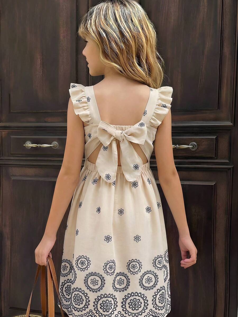 SHEIN 少女花卉刺绣方领短袖度假连衣裙 - 白色 - 查看 1