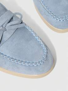 Sleekvia 时尚天蓝色绒面革蝴蝶结女鞋，舒适通勤平底乐福鞋，适合户外购物、上班等日常穿着，百搭平底鞋 - 淡藍色蝴蝶結 - 查看 5