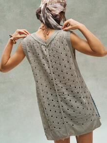 Bohemela Vintage Deep V-Neck Hollow-Out Knit Sweater - Green - View 7