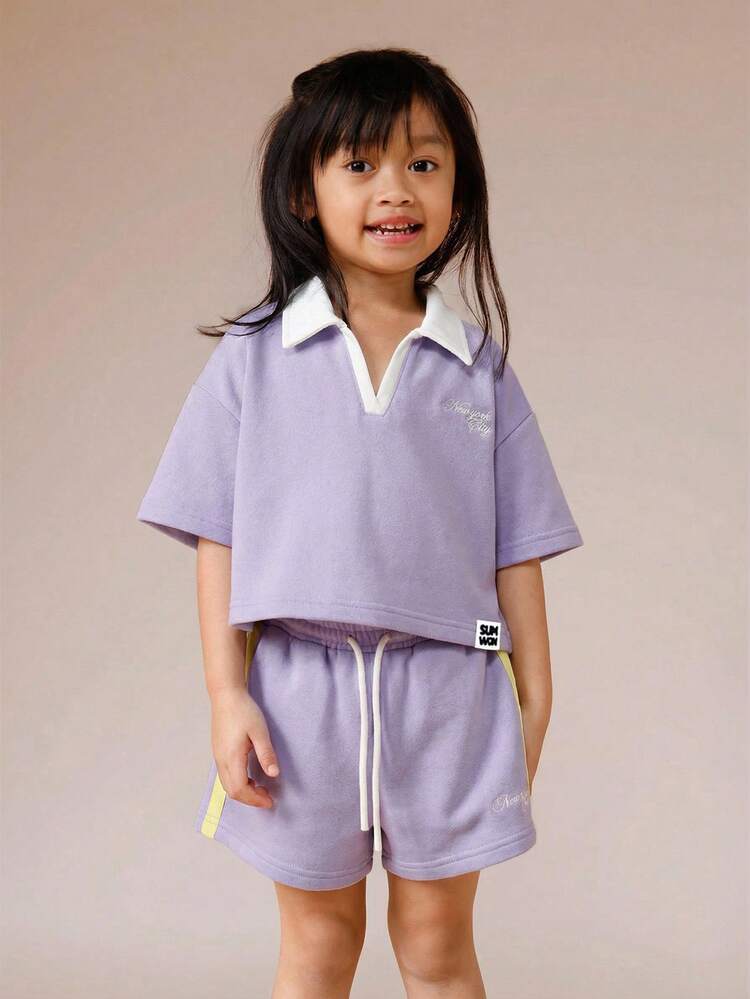 걸 라벤더 폴로 스타일 화이트 대비 칼라 및 숫자 프린트 투피스 코디 세트