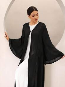 SHEIN Najma 优雅蕾丝拼接长袖喇叭袖口开襟女式长袍 - 黑色 - 查看 1