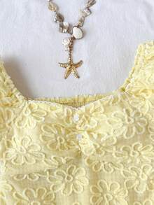 SHEIN Áo babydoll cổ trái tim màu vàng, chất liệu vải dệt họa tiết, phong cách thường ngày, thích hợp cho bé gái tuổi teen, thích hợp cho kỳ nghỉ hè. - Màu vàng - Xem 6