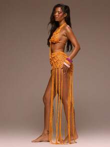 MUSERA Bộ đồ nữ tính gồm áo cổ yếm buộc dây phía trước đính hoa và quần short cạp thấp có tua rua, thích hợp cho mùa xuân hè, kỳ nghỉ, buổi tối đi chơi, dịp đặc biệt, bãi biển vàng. - trái cam - Xem 3