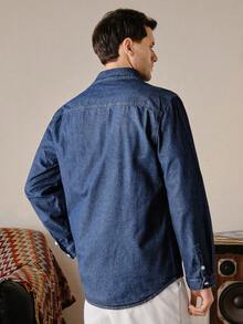 VeloEdit Áo sơ mi denim dài tay nam Cargo Utility, kiểu dáng thường ngày, màu denim bạc màu, phong cách mùa thu cổ điển. - Rửa tối - Xem 2