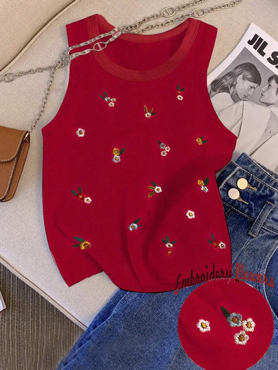 Resyla Plus Size Women Floral Embroidery Round Neck Casual Loose Tank Top - Red - View 1
