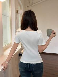 Feyla Áo thun nữ cổ tròn tay ngắn màu trơn, trang trí nơ. - Màu be - Xem 3