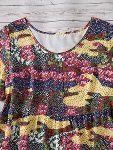 Zaforene Camicia casual da donna con scollo rotondo e maniche corte, con motivo floreale, taglie comode - Multicolore - Visualizzare 5